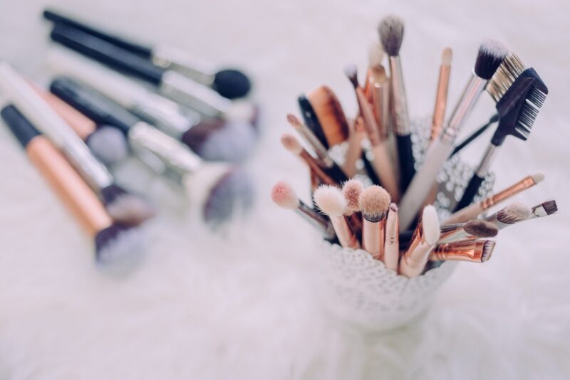 high-quality makeup brushes