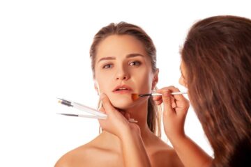 Makeup Magic: Unleash Your Creative Self-Expression!